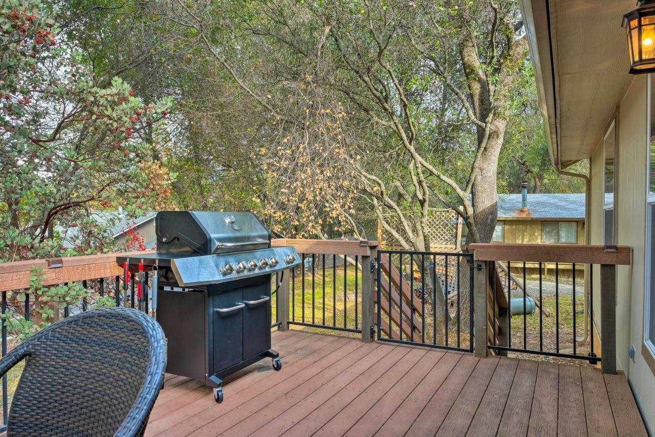 Groveland Gem With Deck, Game Room And Much More! Bagian luar foto