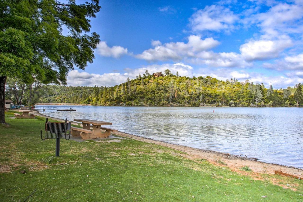 Groveland Gem With Deck, Game Room And Much More! Bagian luar foto